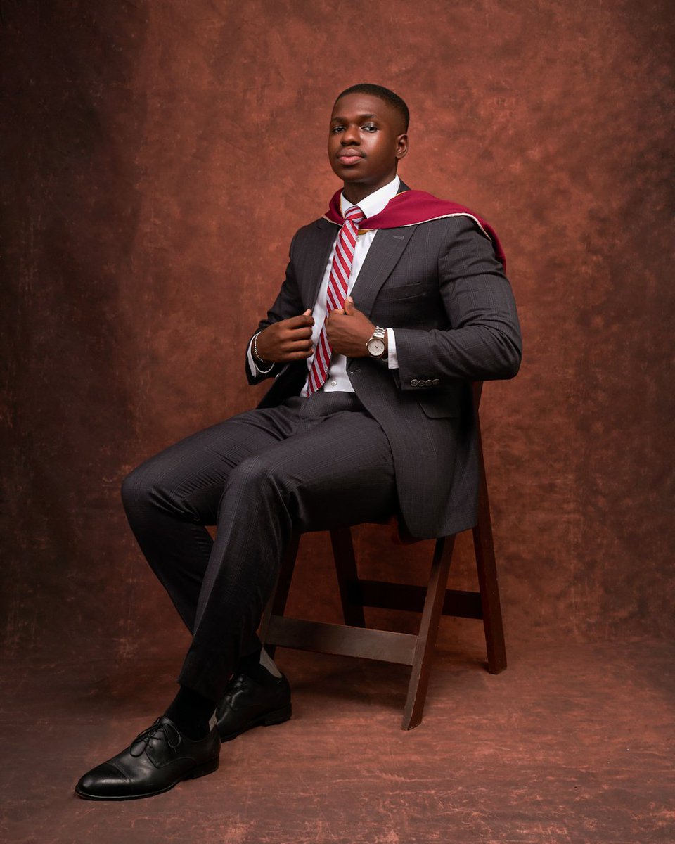 oduwolsss_'s tweet image. 7 years a Student👨🏿‍🏫.
Forever a Graduate🎓.
B.Sc. (Hons) Computer Science, Second Class Upper Division.

#convocation #unilag