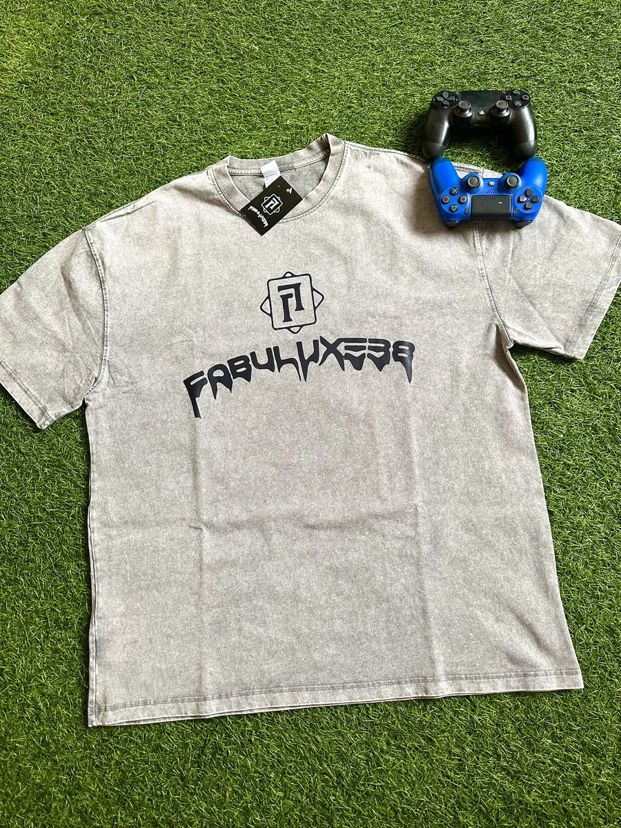 Tolasheeee's tweet photo. Shop Fabuluxe38🛍️🛍️. @fabuluxe38 acid washed shirts are top notch quality https://t.co/1sHuJUTDsm