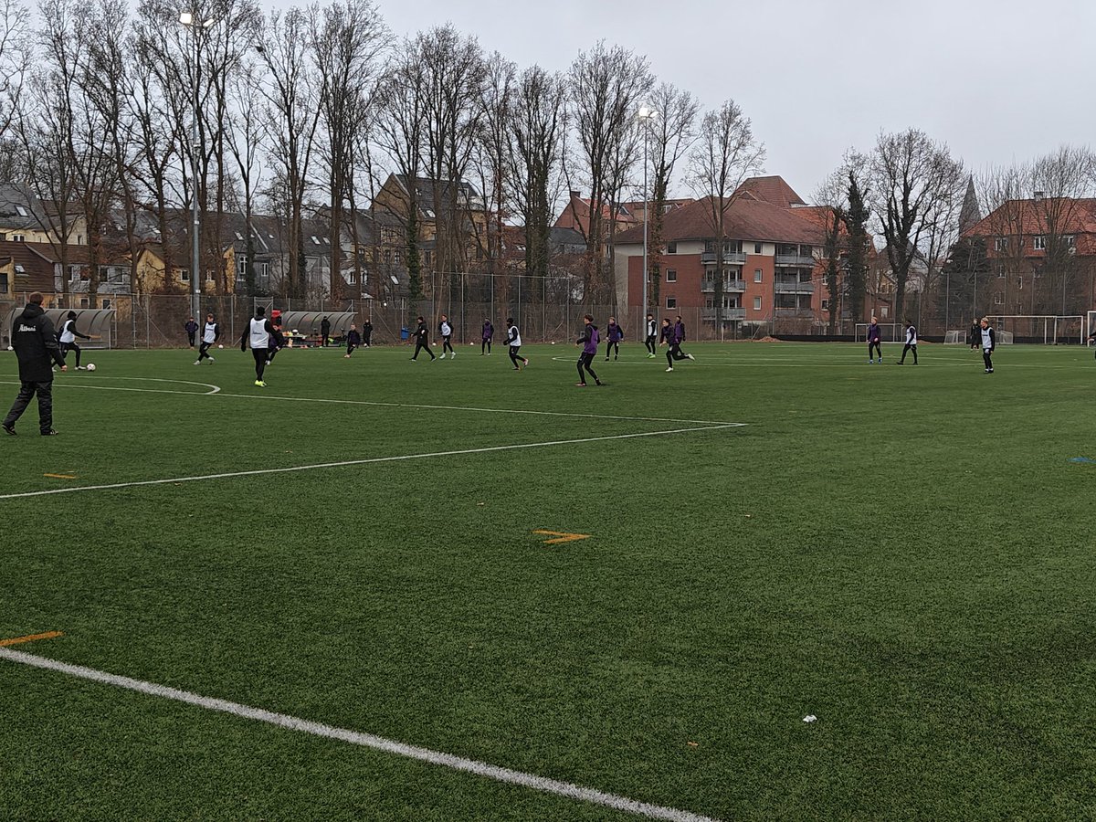 Ivancevic, Gomez og Deedson deltager alle i 11 mod 11. #obdk