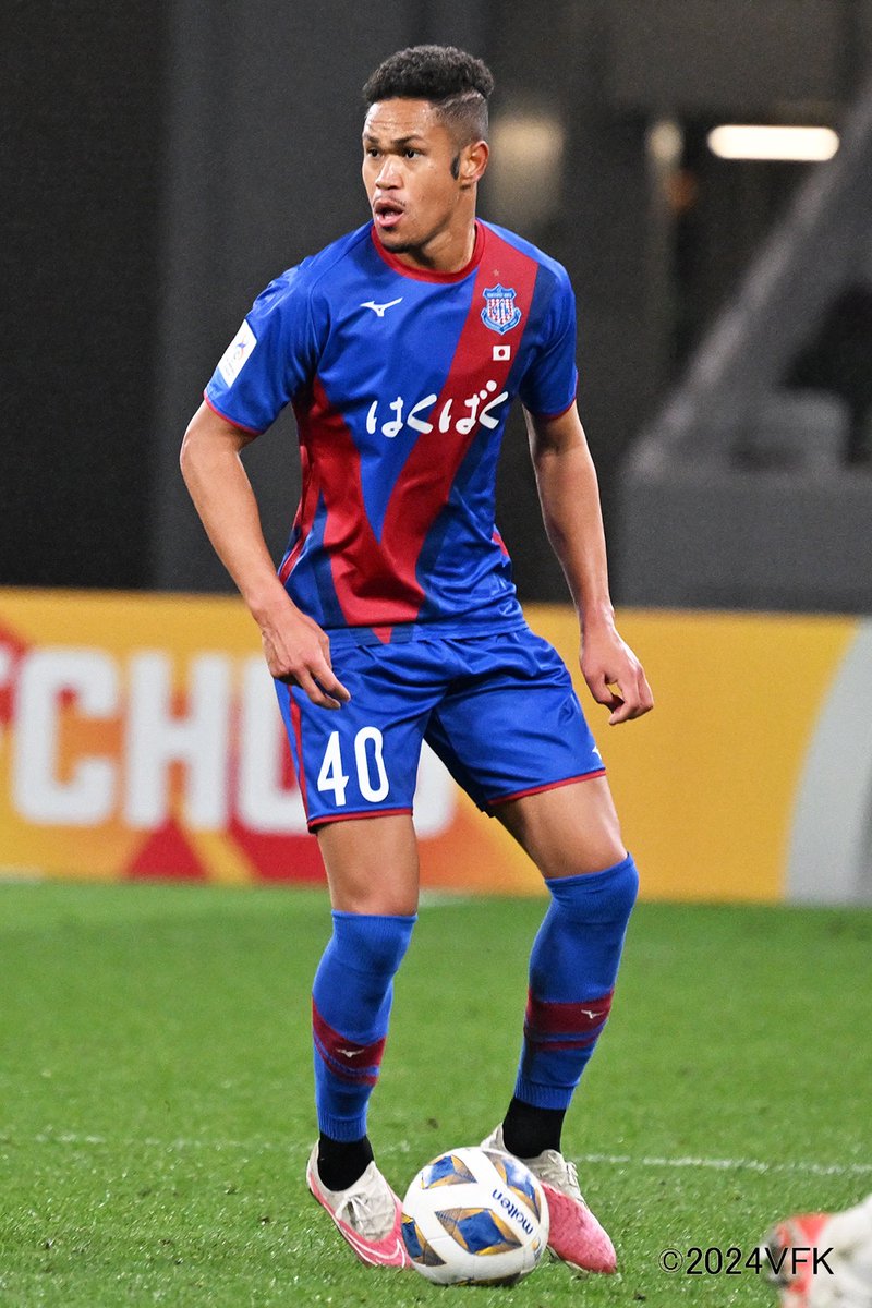 vfk_official's tweet photo. #ヴァンフォーレ甲府
#契約更新📝
2025シーズンもよろしくお願いします🔵🔴

／
#エドゥアルドマンシャ 選手
＼

🔻詳細はこちら🔻

https://t.co/WU8AQptiwr

#vfk https://t.co/6hoJCwhWua