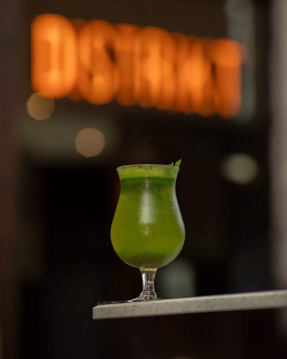 CentroWaha's tweet photo. مشروبات بلمسة مميزة وأجواء لا تُنسى في ديستركت!
Sip, savor, and unwind at Distrikt. Discover handcrafted beverages that are as refreshing as they are flavorful. https://t.co/gvDbtSr7m8