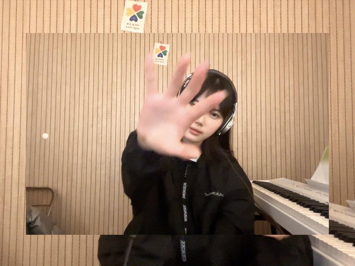 😜😜🎧
흑백영화 (House Ver.)
youtu.be/RWJB6lgrh58
#이지카이트 #Izykite #흑백영화