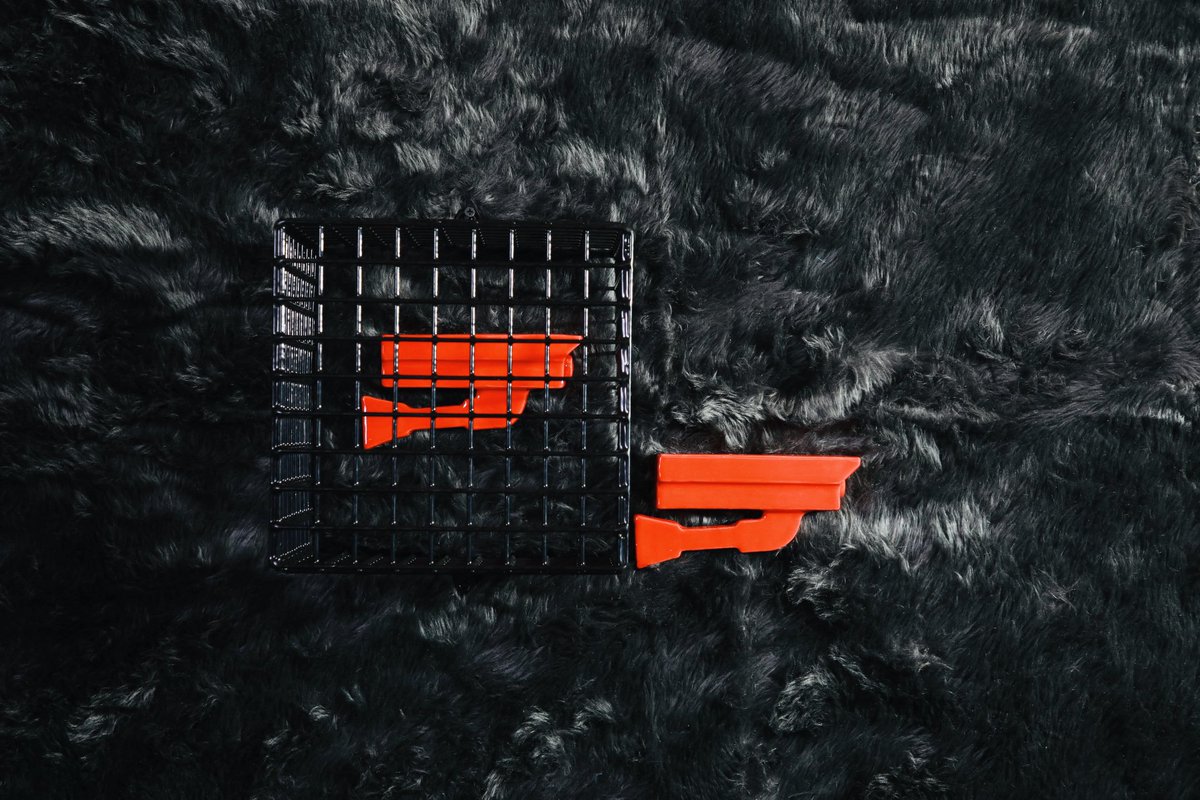 Always Watching Over You (Caged)
Always Watching Over You (Free)

Ceramic, cage.

 2024