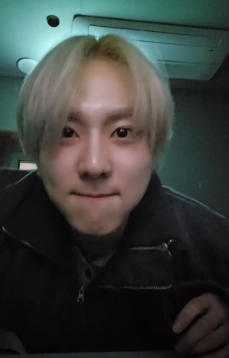 ELINjjungW's tweet photo. 🫳🏻🫳🏻🫳🏻🫳🏻🫳🏻🫳🏻🫳🏻🫳🏻 https://t.co/DIu8Uc98Pw