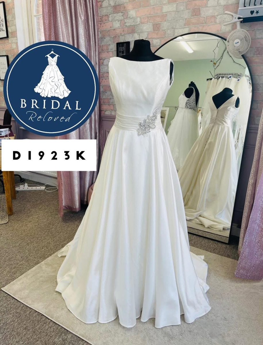 Bridal Reloved Dorch (@bridalreloved) on Twitter photo 〰️ 𝙳𝚁𝙴𝚂𝚂 𝙾𝙵 𝚃𝙷𝙴 𝙳𝙰𝚈 〰️
To book your private consultation with us to find your bridal style drop us a DM.
Or
📞 01305 251808
📱WhatsApp 07407714153
📧 dorchester@bridalreloved.co.uk
bridalreloved.co.uk/book-appointme…
Bridalreloved.Co.Uk
#bridal #bridalreloved 〰️ 𝙳𝚁𝙴𝚂𝚂 𝙾𝙵 𝚃𝙷𝙴 𝙳𝙰𝚈 〰️
To book your private consultation with us to find your bridal style drop us a DM.
Or
📞 01305 251808
📱WhatsApp 07407714153
📧 dorchester@bridalreloved.co.uk
bridalreloved.co.uk/book-appointme…
Bridalreloved.Co.Uk
#bridal #bridalreloved