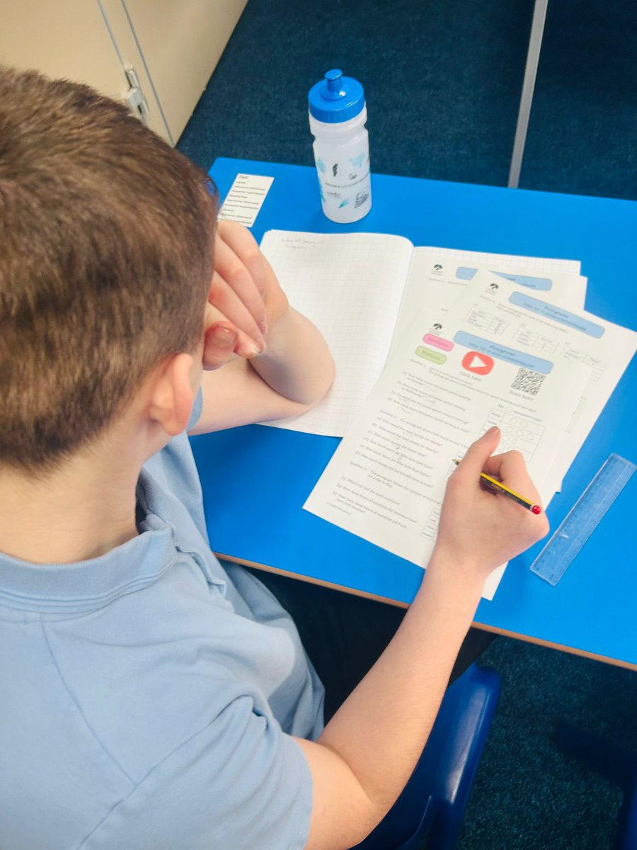 reintegreat's tweet photo. ๐โจ This morning during Maths, our KS3 group have been busy learning all about pictograms! ๐๏ธ๐ Itโs been great to see them exploring how to represent data in a fun and creative way! ๐ง ๐ Keep up the fantastic work, everyone! ๐๐ก
#MathsMagic #KS3Learning #Pictograms https://t.co/ODa3xVlPOj