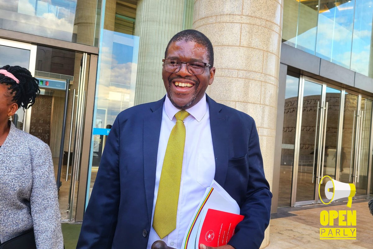 LanceGuma's tweet image. Journalists have a duty to correctly report that Sengezo Tshabangu was not voted for by anyone and therefore cannot speak for or represent the "main opposition" in Zimbabwe. His declarations about supporting President Emmerson Mnangagwa are therefore his alone.

📸 OpenParly