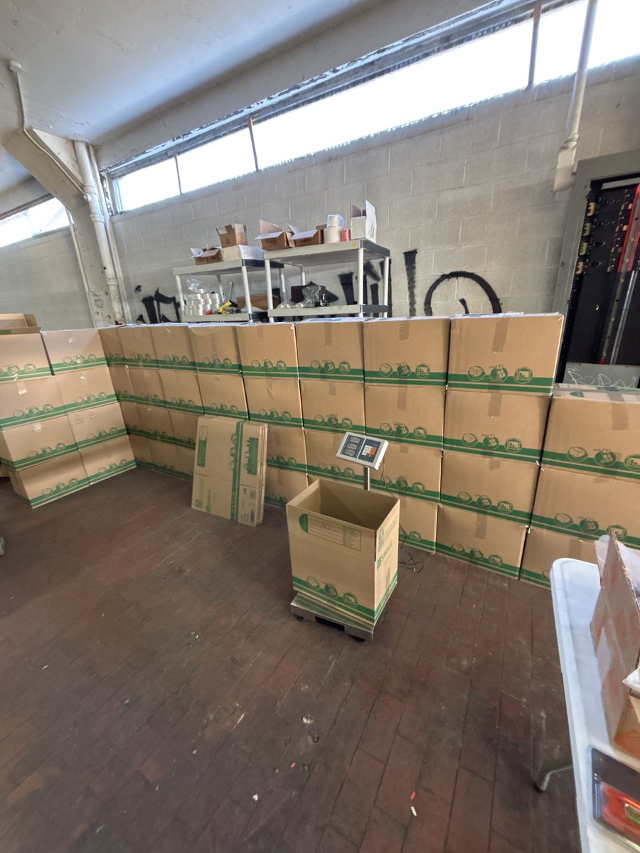 Big shipment out the door for a major client!!

If you’re looking for a PA prep center with competitive rates, that’s us😁