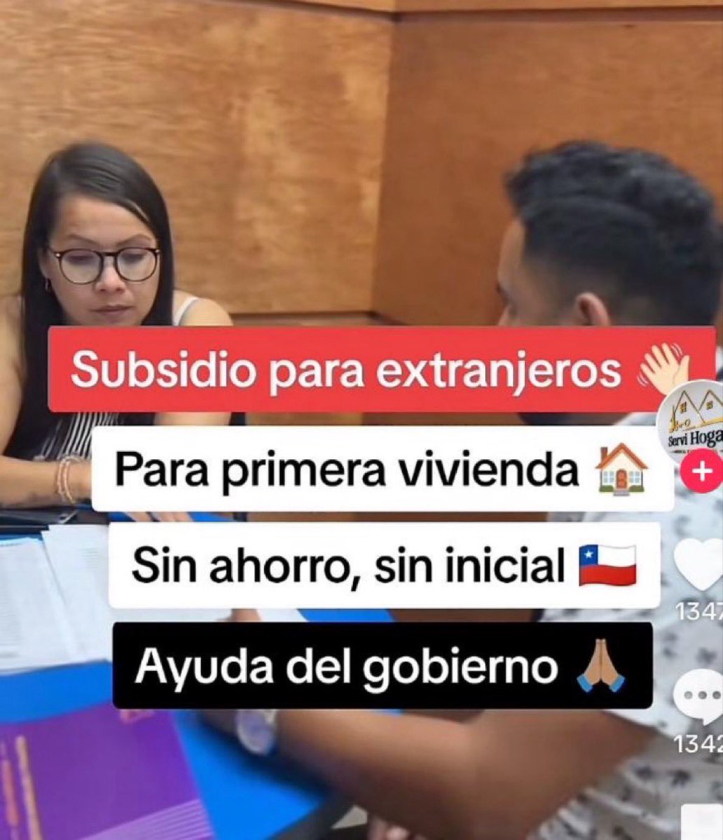Esta pasando colado pero el gobierno, y por simple decreto, está entregando subsidios a inmigrantes para vivienda , sin ahorro previo, sin  postular, nada. Simplemente por cruzar la frontera ilegalmente ya tienen casa. Una discriminación grosera y asquerosa a ciudadanos chilenos.