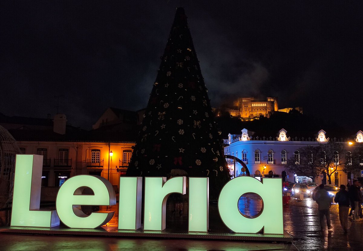 Ligapokal zwischen Sporting und  Benfica

👋

höllenreiter.com/2025/01/14/spo…