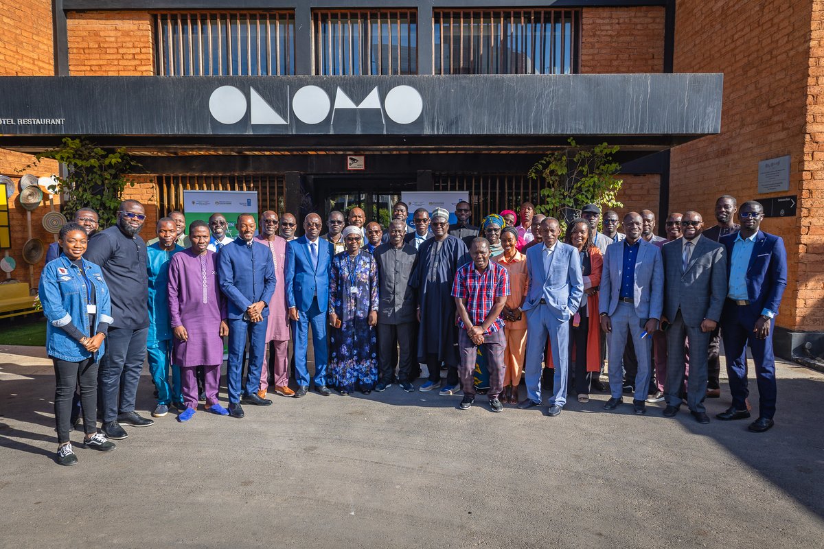 🌍 Le #PNUD organise une formation sur l’assurance et le financement des risques liés au #climat et aux catastrophes. Elle vise à sensibiliser et à autonomiser les acteurs nationaux et locaux dans la gestion de ces risques au niveau national et local.
#DéveloppementDurable