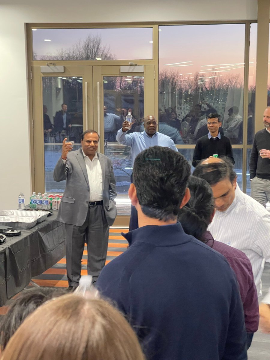 VSoftConsulting's tweet image. Our Client Appreciation Night was AMAZING! 🎉 Huge thanks to everyone who joined us – your support means the world. Here&apos;s to many more memories and successes together! 🙏💕

#ClientAppreciationNight #2025 #BestClientsEver #FeelingThankful #VSoftConsulting