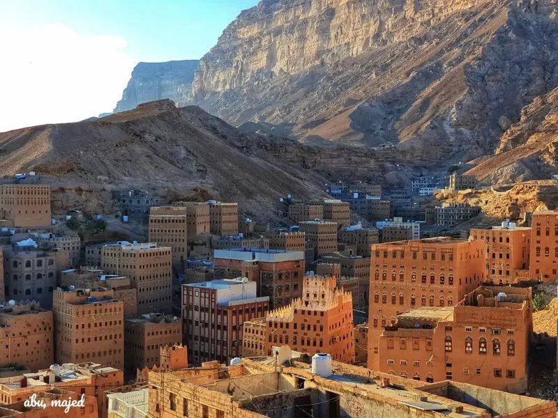 كرم أبناء شبوة لا يُضاهى، وأصالتها لا تُختصر في تاريخها العريق فقط، بل تتجلى في قلوب أبنائها وسخائهم الذي يسري في عروقهم.
شبوة عنوان الكرم والشموخ ومجتمعها الأصيل يجسد أسمى معاني الخير والمحبة ولمسنا هذا الخير في كل لحظة بين أهلها الكرام.
نتوجه بخالص الشكر والتقدير لشيوخها وكافة