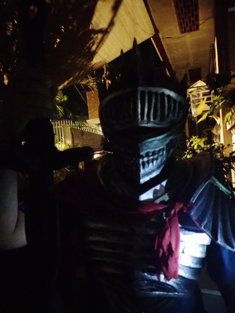 MJ79022772's tweet photo. I forgot the other parts of my armor and a bonfire  tsk might be next time https://t.co/U34FAbAj3r