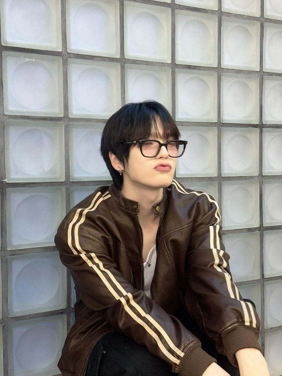 by_EPEX's tweet photo. 🫥😗😬😑

#EPEX #이펙스 #WISH #위시 #곽다윗 #다윗 #다위시 https://t.co/woTQNhtoLF