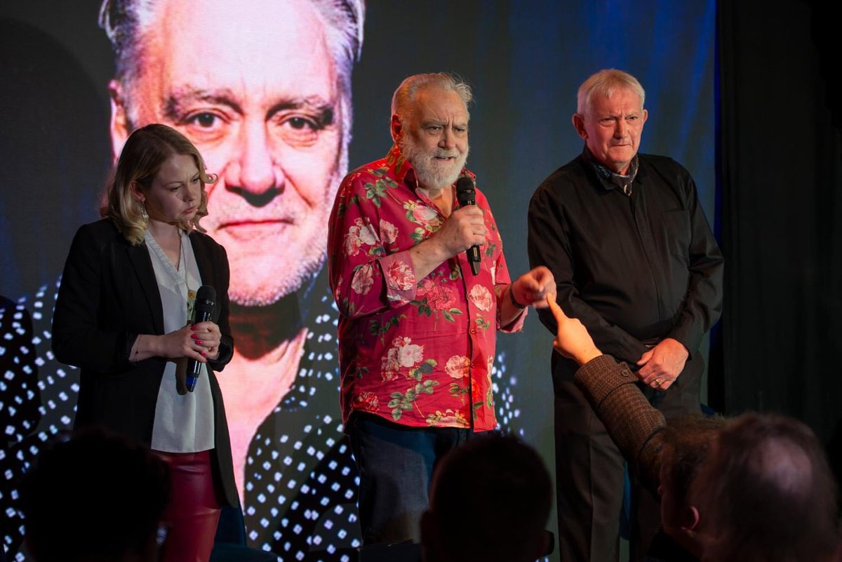 Misty Moon (@mistymoonevents) on Twitter photo <a href="/ericalear3/">erica lear</a> messaged me this morning to tell me the very sad news that <a href="/SlatteryLive/">Tony Slattery podcast</a> had passed away…Tony thrilled audiences at 2 Misty Moon gigs including our anniversary celebration <a href="/phoenixartsclub/">Phoenix Arts Club</a> Tony thank you for the laughs you were a true gentleman & inspiration RIP 😞❤️ <a href="/ericalear3/">erica lear</a> messaged me this morning to tell me the very sad news that <a href="/SlatteryLive/">Tony Slattery podcast</a> had passed away…Tony thrilled audiences at 2 Misty Moon gigs including our anniversary celebration <a href="/phoenixartsclub/">Phoenix Arts Club</a> Tony thank you for the laughs you were a true gentleman & inspiration RIP 😞❤️