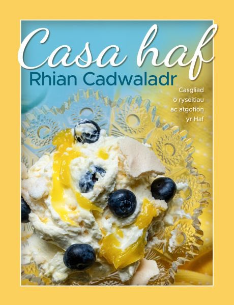 Ar ddiwrnod llwm a llwyd dyma edrych ymlaen at yr haf !Allan fis Mai. Llanast Rhosgadfan ydi’r llun sydd ar y clawr sef meringue, hufen, llus a ceulad lemwn - wedi cael ei ysbrydoli gan y ffaith i mi ollwng lemon meringue efo llus ynddi yn clatsch ar lawr un tro!   <a href="/GwasgyBwthyn/">Gwasg y Bwthyn</a>