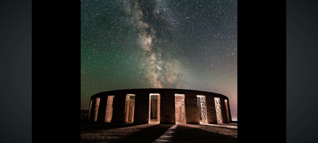 SolN9ne's tweet photo. #mudflood 
Built Post WW1
Monument for soldiers
w/ Milky Way 🌌+☀️ alignments....
Wtf
Repurposed??
Stonehenge in the US
...same builders given 2 diff narratives? https://t.co/TrohOdDkfl