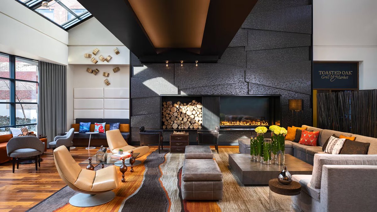 Amazing city, amazing deals and the perfect hotel stay! If you’re a <a href="/MarriottBonvoy/">Marriott Bonvoy</a> member, enjoy up to 10% off your getaway at the Baronette Renaissance Hotel. To sign up and earn rewards, visit ➡️
bit.ly/3P3El9i