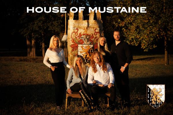 DAVE MUSTAINE AND FAMILY CELEBRATE  HOUSE OF MUSTAINE WINE

Founding member and frontman of GRAMMY® Award-winning and multi-Platinum selling metal group #MEGADETH, Dave Mustaine, alongside his family—Pamela Mustaine (President), Electra Mustaine (VP / Sommelier), and Justis