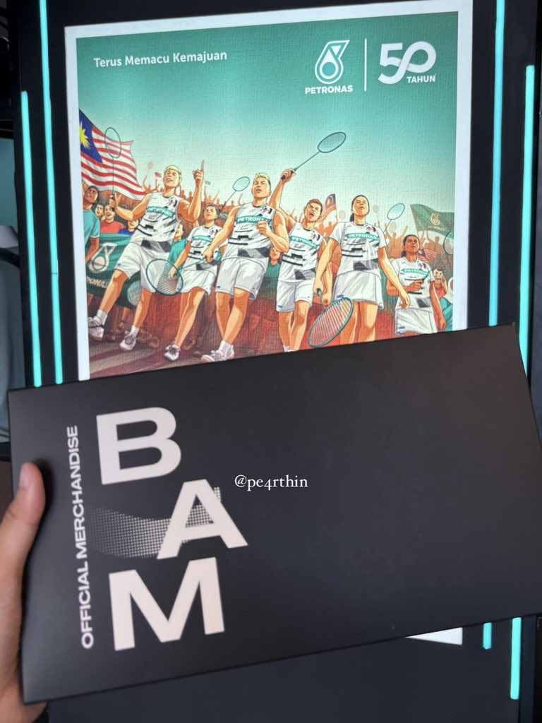 pe4rthin's tweet photo. 🕊️ giveaway post #pmo2025 

3 prizes for 3 winners;
1. bam official notebook signed by pangsu, jun hao &amp; coach nova
2. chentoh's pc 
3. bam official 2025 calendar  

how to enter;
1. follow @pe4rthin  
2. like &amp; repost
3. reply w your fav emoji

⏳ end on 19jan25

all the best 🫶🏻 https://t.co/a8xQD3gIPQ
