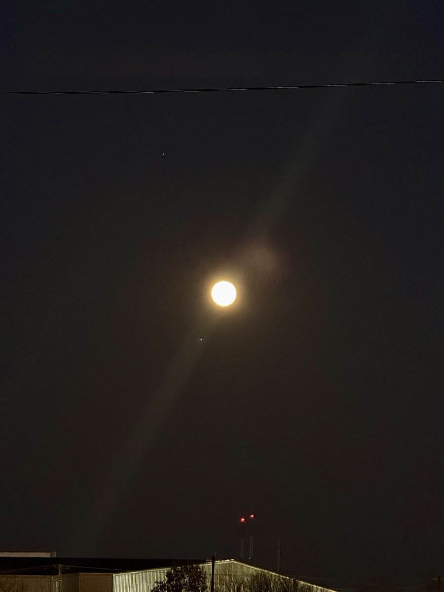 igobyal's tweet image. last night vs this morning