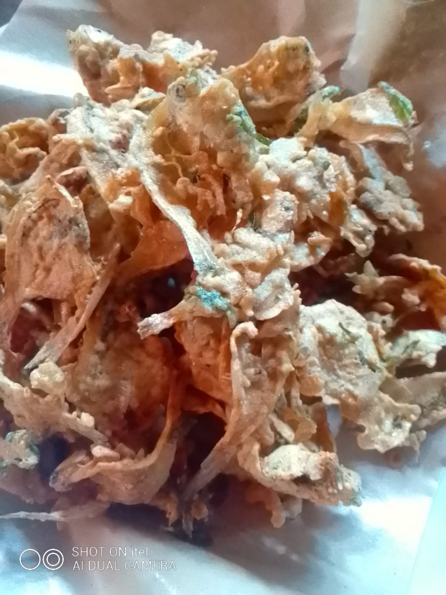 vickys0301's tweet photo. Rabu (20/11/2024), vicky luhkan kab. Tanjung jabung timur, Poklahsar Usaha Bersama produksi ikan bilis crispy sebanyak 50 bungkus (Rp. 15.000/bungkus)
#GiatLuhkanSatminkalBRPPUPP 
#luhlapor 
#november2024 https://t.co/cUjIqJbVuz