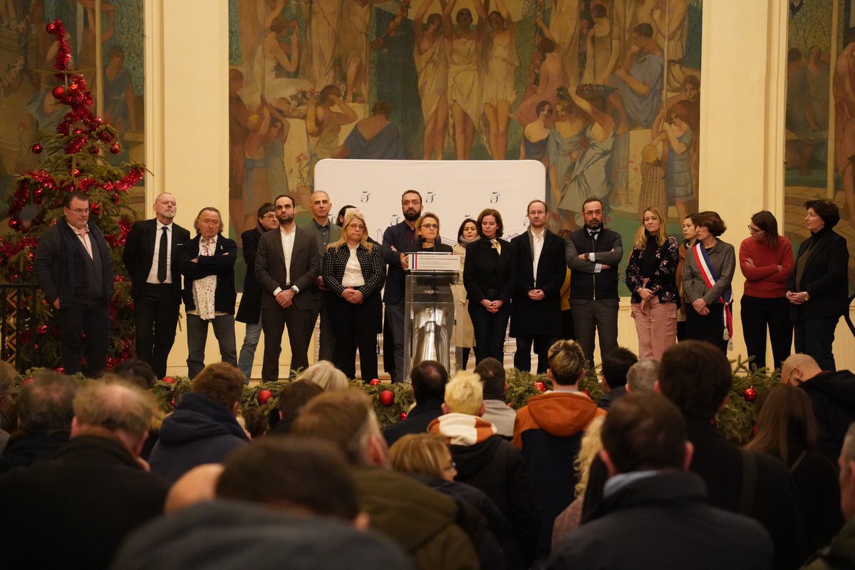 Hier soir, la mairie a accueilli les commerçants, les professionnels de santé et les responsables associatifs du 5e.

<a href="/FBerthout/">Florence Berthout</a>, la maire, les a remerciés pour leur engagement et a rappelé qu’ils sont le cœur battant de notre arrondissement.
