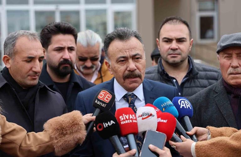 sadecemuhsin1's tweet photo. Muhsin Yazıcıoğlu soruşturmasında ifade veren eski Sivas Belediye Başkan Yardımcısı Mehmet Avcı, önemli bir iddiayı dile getirdi:

“Bu telefonu bir daha aramayın, başınız derde girer.” https://t.co/yCx6E4gXrU
