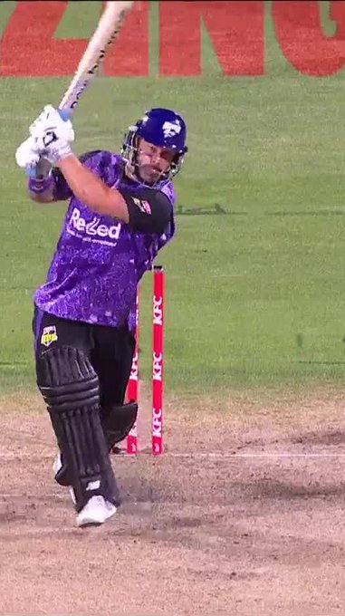 What an over for Matthew Wade! 💨  📹 Credits: Twitter/BBL