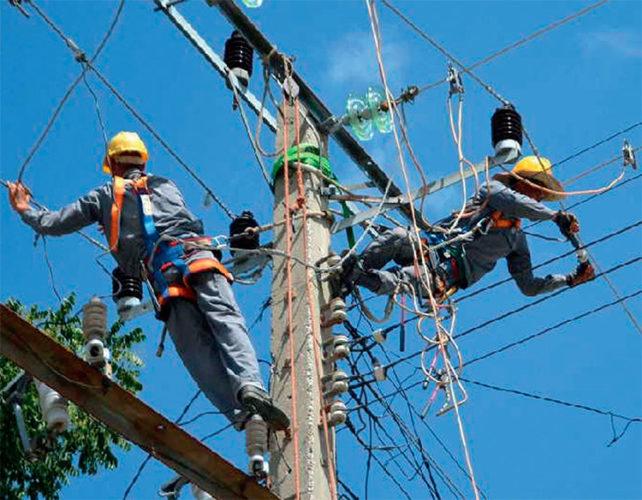 rene_rosell's tweet photo. Felicidades a todos los trabajadores del sector eléctrico y en especial a los de @cubaniquel1, por su esfuerzo, inteligencia y dedicación. Nos esperan grandes retos, pero confiamos en Uds. Muchas felicidades
#Vamosxmas https://t.co/hntKJmQXZ4