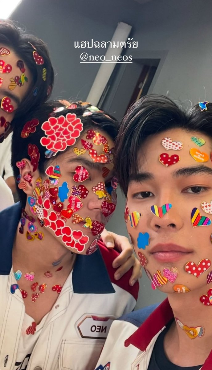 Dewjsu_club's tweet photo. IGs @dew_jsu update

happy birthday kubb🥳🥳

#TheJourneyTo24TogetherWithNeo
#dew_jsu https://t.co/vh1d0tZEn6