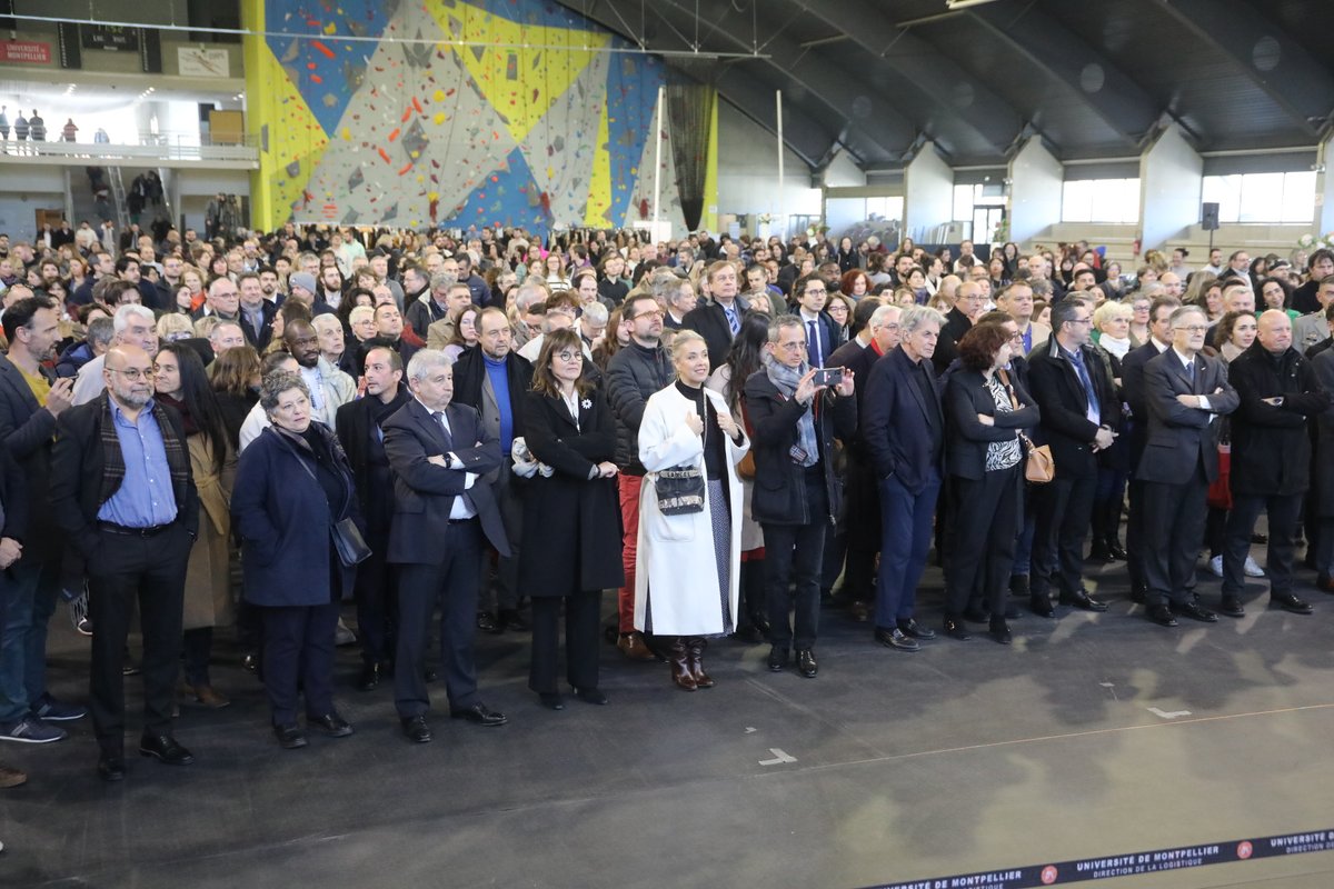 #Vœux2025 🎓 Le Président <a href="/Philippe_Auge/">Philippe Augé</a> adresse ses vœux à toute la communauté universitaire de l’UM, ainsi qu’à ses partenaires et à tous ceux qui contribuent à son rayonnement au quotidien