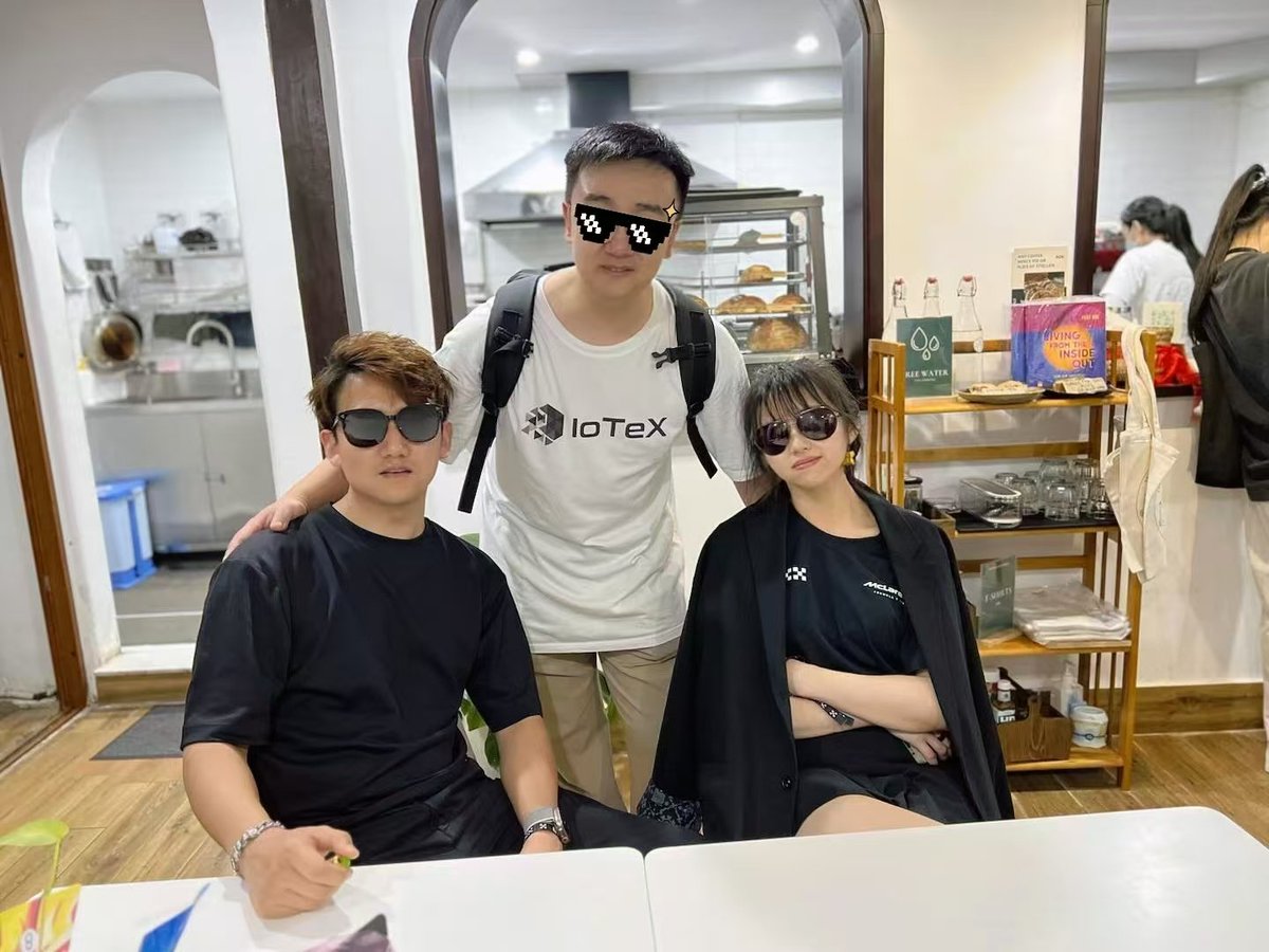 两个大佬和“包”
<a href="/Paris13Jeanne/">K线教主</a> <a href="/0xJustdu/">币毒</a> #OKX年夜饭 <a href="/okxchinese/">OKX中文</a>