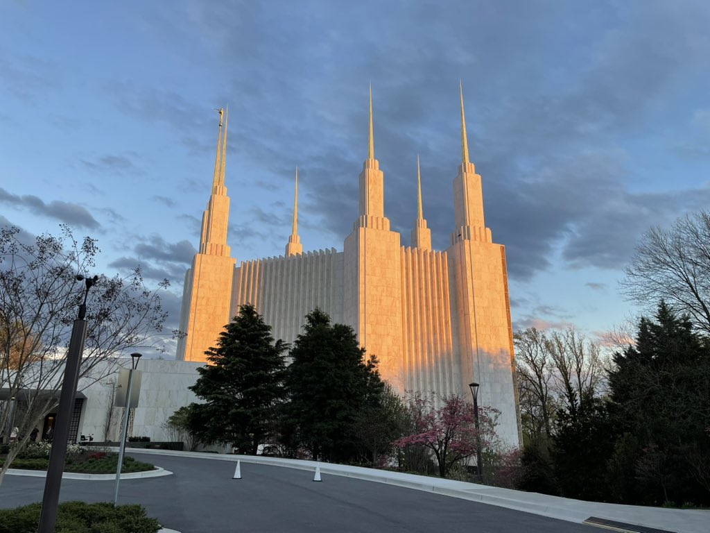 KevinRDuncan's tweet photo. The House of the Lord is a sacred place where the fullness of God’s priesthood power is revealed, and the promised blessings of exaltation are offered to all who come worthily.

It is there that we draw closer to Him and receive the greatest eternal blessings. https://t.co/O425oS7l9t
