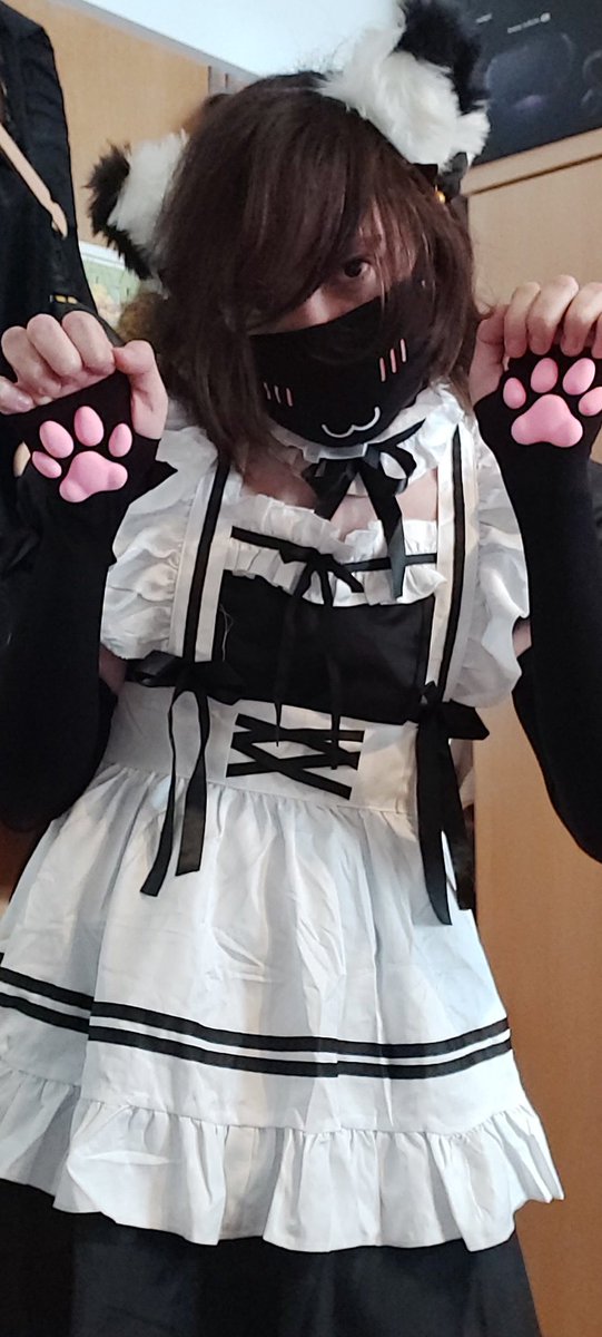 Kaitodab's tweet photo. Doing a Silly pose hehe cant stop me (⸝⸝๑﹏๑⸝⸝) Meow meow mrrrp mrrrp~ >:3 <3 https://t.co/zrp22SUROj