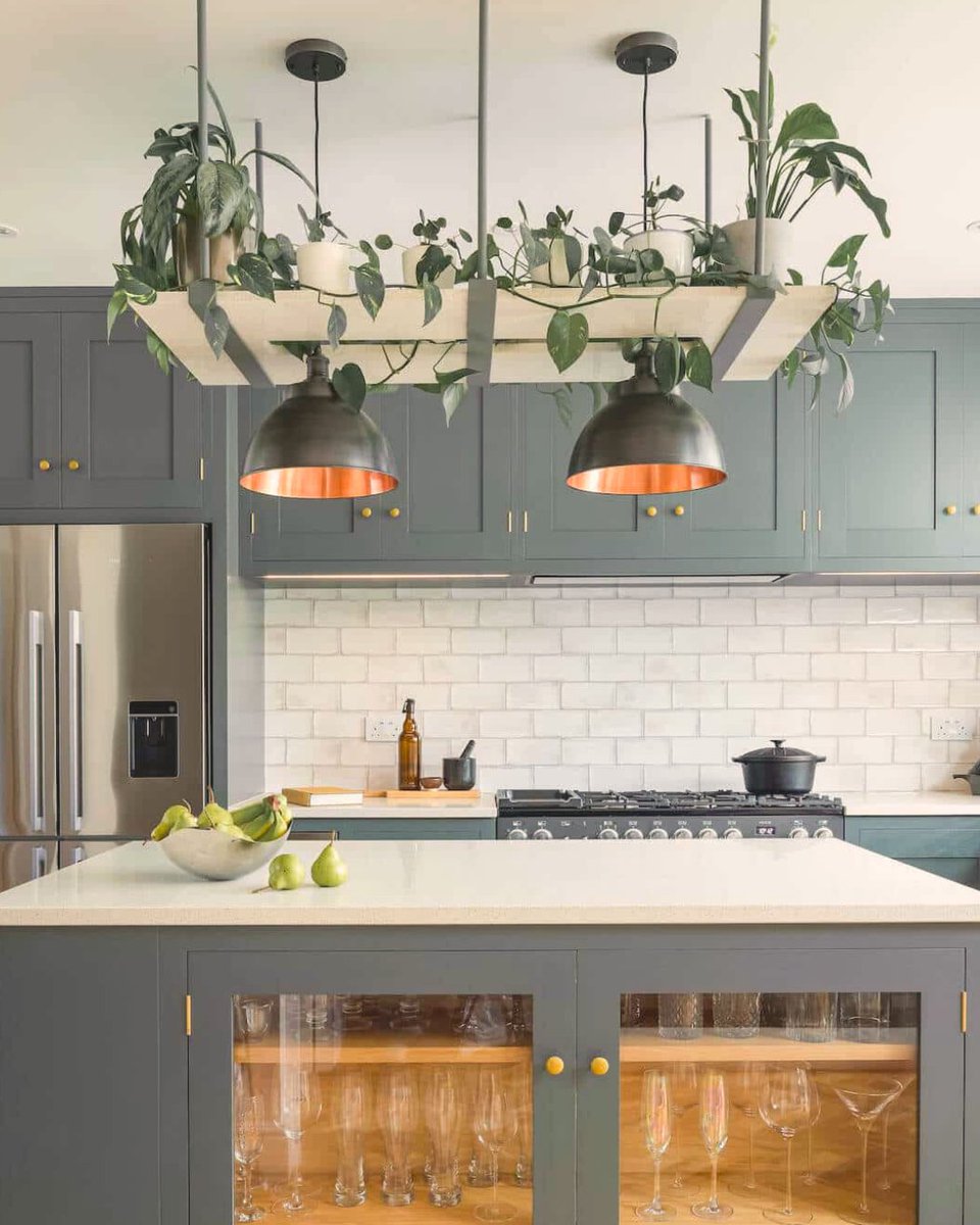 itwoodwork's tweet photo. Details of the Dark Grey Shaker #Kitchen London https://t.co/5r7WP5p5jG