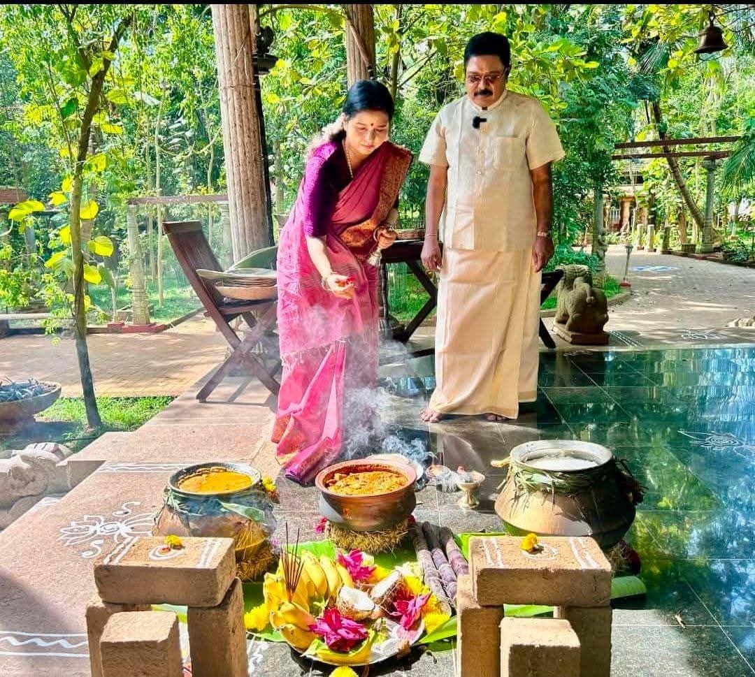 kannansankar6's tweet image. அம்மா மக்கள் முன்னேற்றக்கழகத்தின் பொதுச்செயலாளர் மக்கள்செல்வர் பண்பாளர் அண்ணன் திரு டிடிவி தினகரன் அவர்கள் குடும்பத்துடன் பொங்கல் வைத்து கொண்டாடினார்கள்.

kannansankar K.K.D.I.T. ITWING TTVDinakaran_politicsS ⚘🔥