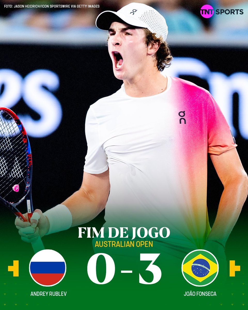 TNTSportsBR's tweet photo. A MAIOR PROMESSA DO MUNDO DO TÊNIS ACABA DE DAR UMA AULA NO AUSTRALIAN OPEN! 🔥🇧🇷 Nosso JOÃO FONSECA, de apenas 18 anos, meteu um 3 a 0 (7-6 6-3 7-6) no número 9 do mundo, Andrey Rublev! PQP!!!! QUE INÍCIO DE MANHÃ ABSURDA PARA O BRASIL!!!! 😍 https://t.co/B7srl8habY