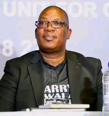 MDNnewss's tweet image. Lesufi wants one exam for all matric learners in public and private schools 

Gauteng Premier Panyaza Lesufi says all matric students, in both private and public schools, should write the same exam. 

He believes this is fair since all students write the same tests and exams at…