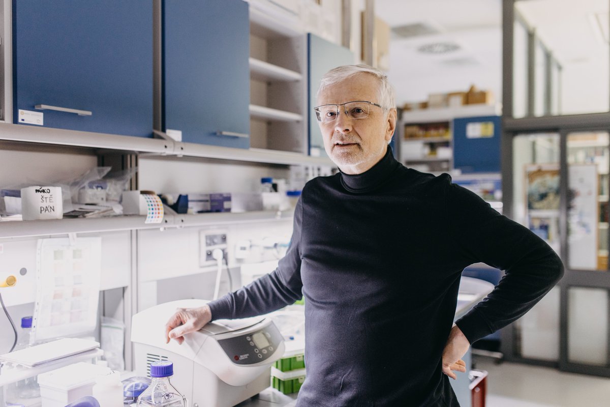 Institute of Biotechnology (@ibt_cas) on Twitter photo ๐ฅณSkvฤlรก zprรกva!
Prof. Schneider povede #IBT i v letech 2025-2030
Jeho znovujmenovรกnรญ do funkce ลeditele je zรกrukou kontinuรกlnรญho rozvoje naลกeho รบstavu.๐ฌ
<a href="/Akademie_ved_CR/">Akademie vฤd ฤR</a> <a href="/BIOCEV_science/">BIOCEV_SCIENCE</a> ๐ฅณSkvฤlรก zprรกva!
Prof. Schneider povede #IBT i v letech 2025-2030
Jeho znovujmenovรกnรญ do funkce ลeditele je zรกrukou kontinuรกlnรญho rozvoje naลกeho รบstavu.๐ฌ
<a href="/Akademie_ved_CR/">Akademie vฤd ฤR</a> <a href="/BIOCEV_science/">BIOCEV_SCIENCE</a>