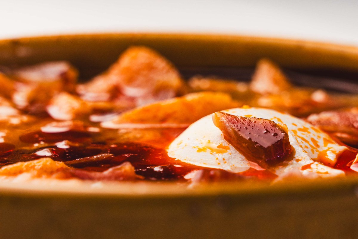 La sopa castellana es el mejor antídoto contra el frío. Y la de El Mesón de Cándido se guía por tradición centenaria de nuestra gastronomía. 🥣