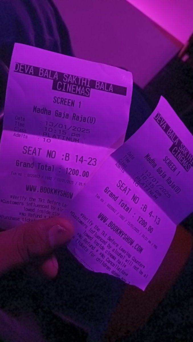 Myselfsuriya's tweet image. #MadhaGajaRaja #pongalwinner 
@iamsanthanam @VishalKOfficial @yoursanjali @varusarath5 @vijayantony @manobalam

#familyentertainer
#Pongal2025 
#SundarC