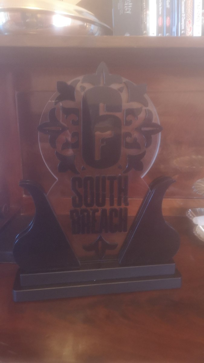 Got the south breach trophy, thanks to <a href="/suoxender/">Antonio Caporaso</a> for organizing the tournament