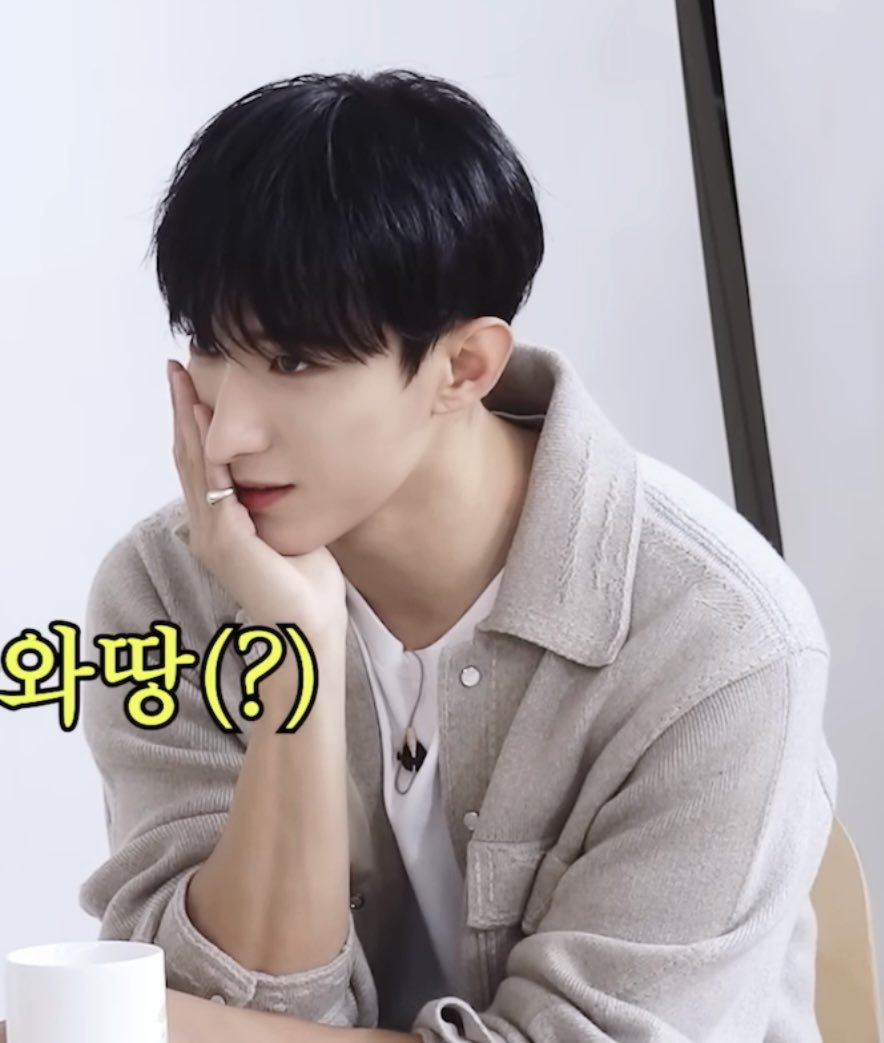 ૮ 아 지 ა tweet media