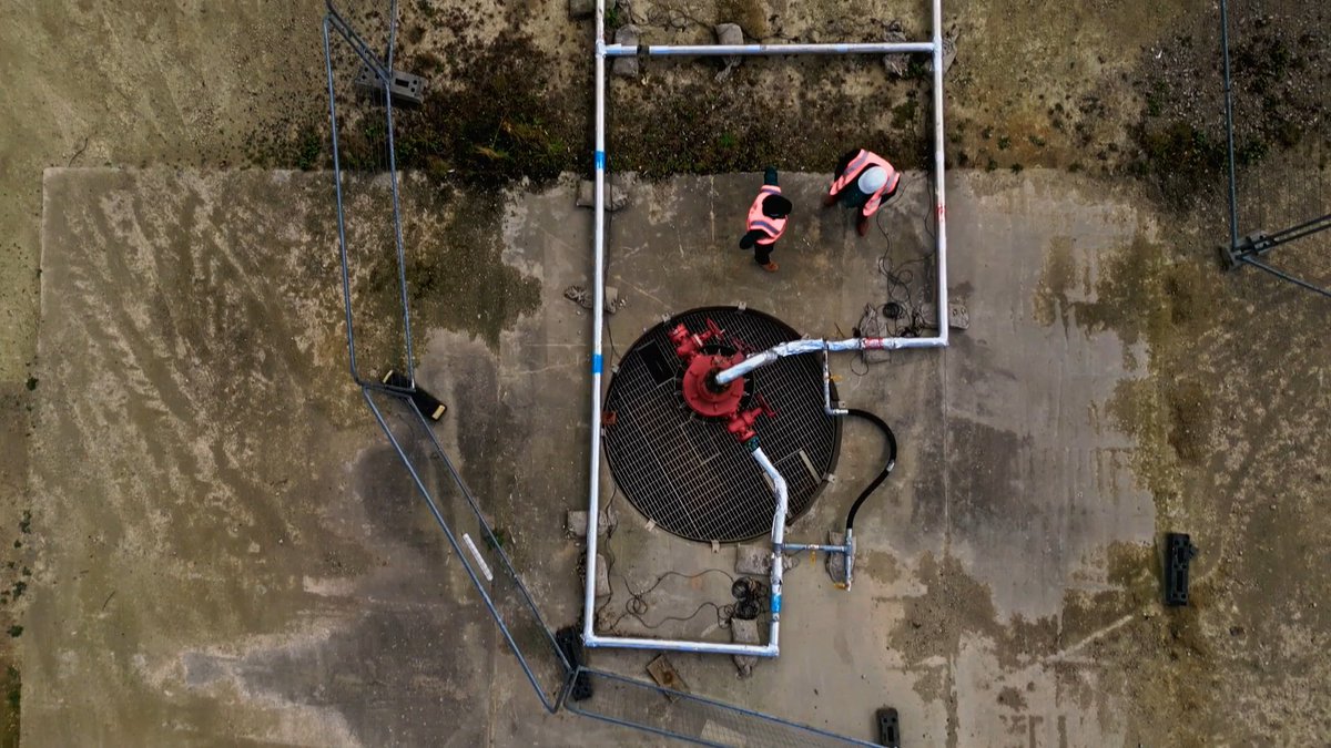 Screenhouse Productions (@screenhouse_tv) on Twitter photo Tonight in our film on <a href="/BBCTheOneShow/">BBC The One Show</a> we meet the protesters who helped turn a controversial fracking scheme into a geothermal heating project in North Yorkshire. Tonight in our film on <a href="/BBCTheOneShow/">BBC The One Show</a> we meet the protesters who helped turn a controversial fracking scheme into a geothermal heating project in North Yorkshire.