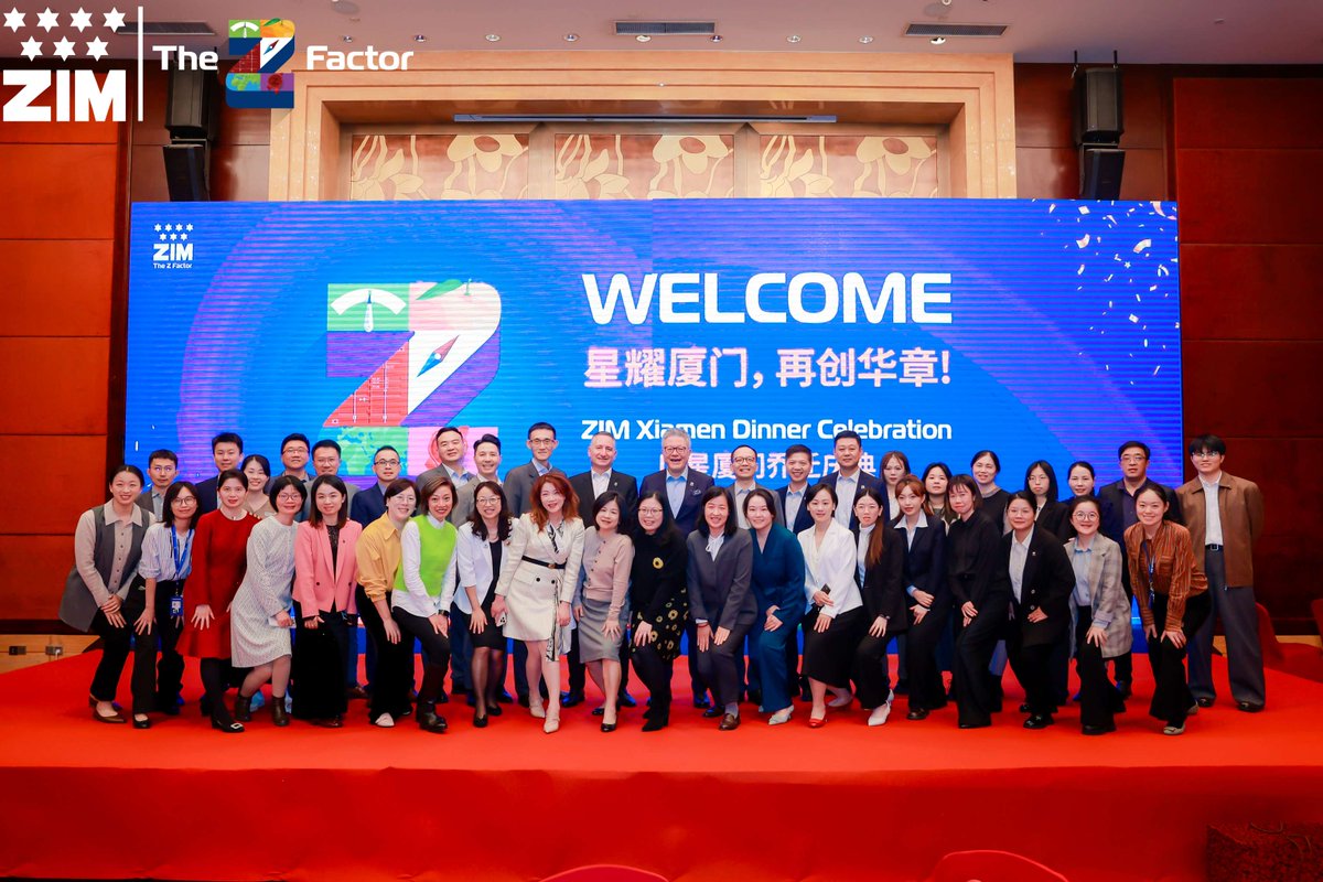 ZimShipping's tweet image. From Tianjin to Xiamen, we gathered with valued customers &amp;amp; teams to reflect on the past year &amp;amp; look ahead. 📍 Both offices also celebrated relocations, with the #ZFactor spirit echoing through new walls!

🌍 Navigate opportunities across China &amp;amp; beyond &amp;gt;&amp;gt; ow.ly/w6rC50UFZXF