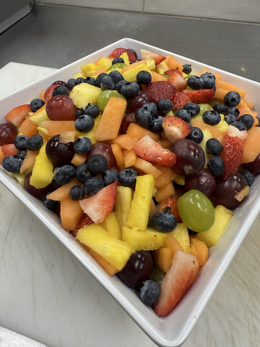 Silverglades's tweet photo. Fresh Fruit Salad Today https://t.co/mOaj8MHtqG