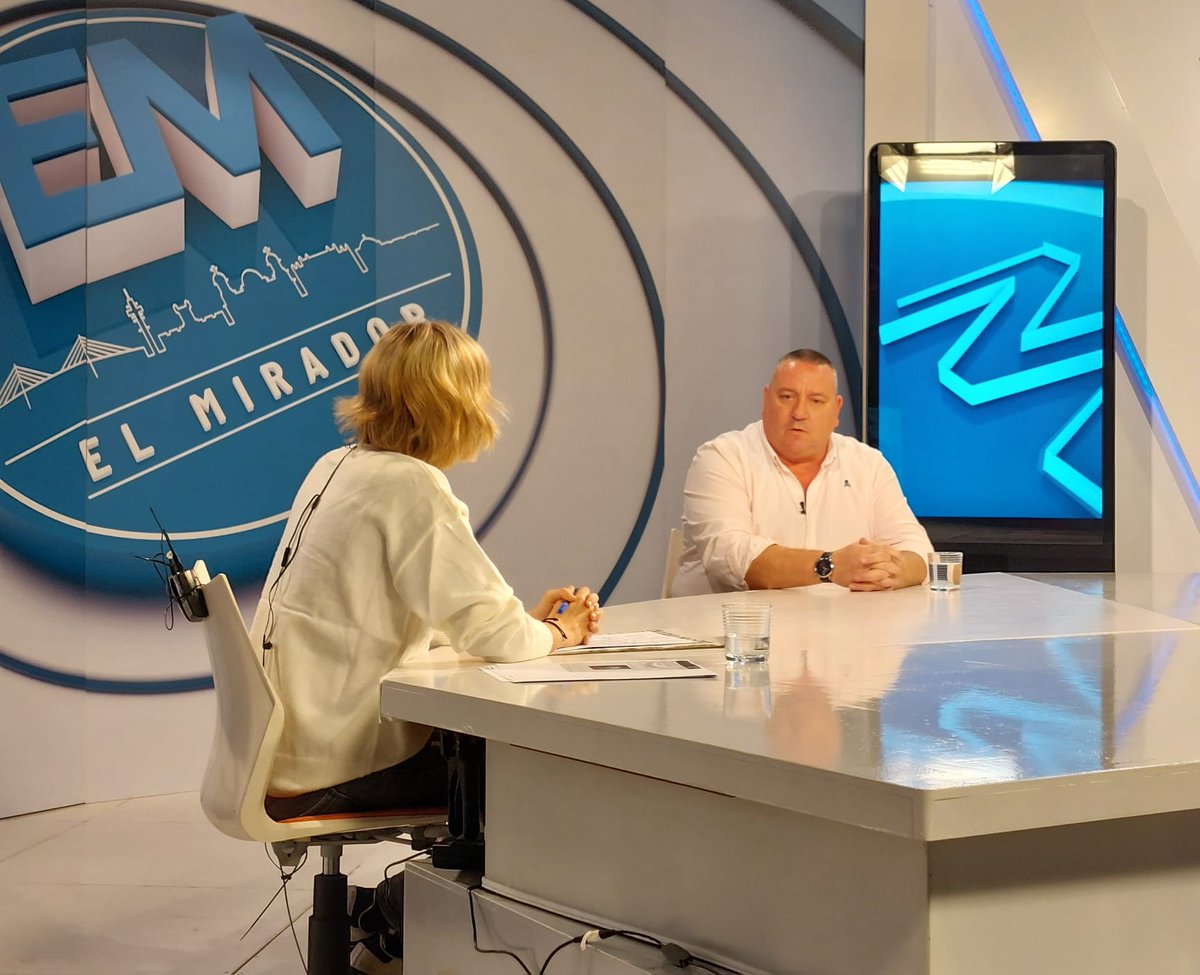 IncubazulCadiz's tweet photo. El pasado 14 de enero el coordinador de #Incubazul, Jose Fedriani, ha hablado en @OndaCadizTV sobre sobre la incubadora y el proceso abierto para la captación de #proyectos innovadores vinculados a la #EconomíaAzul dentro del programa #IBERO_BIO.
https://t.co/BRTeAt37io