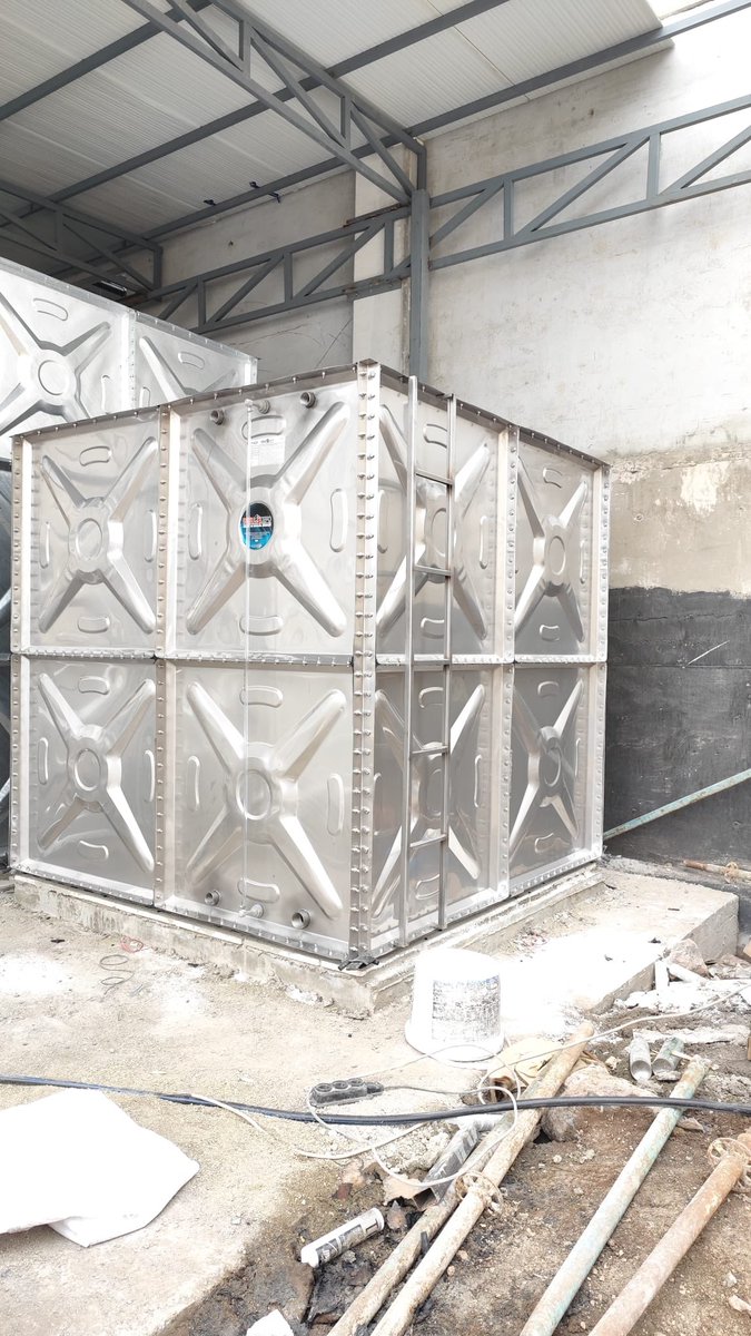 DoguDepo's tweet photo. 📍Elazığ -OSB 

🏭 Arçelik fabrikası 

Doğu Depo Güvencesiyle! 

Değerli müşterilerimize hayırlı olsun…

💦 304 kalite krom Su Deposu 🚰💦

#kromsudeposu #sudepolama #Belediye #mühendis #inşaat #KamuMuehendisleri #watertank #toki #DOĞUDEPO #MekatekPlastik #Yargımakina #ELAZIĞ https://t.co/nNtLWN9s1O